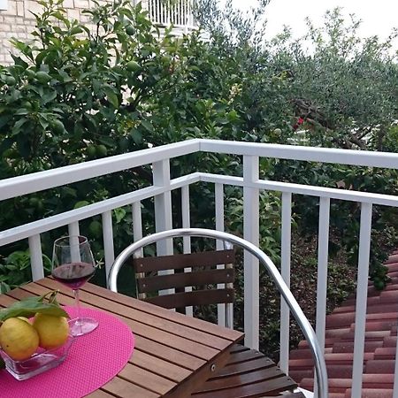 Apartments Mare Hvar Town Room photo