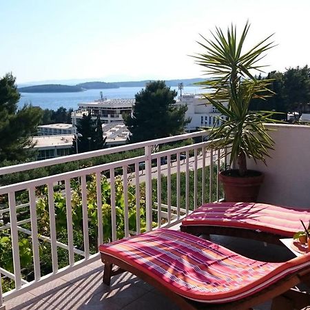 Apartments Mare Hvar Town Exterior photo