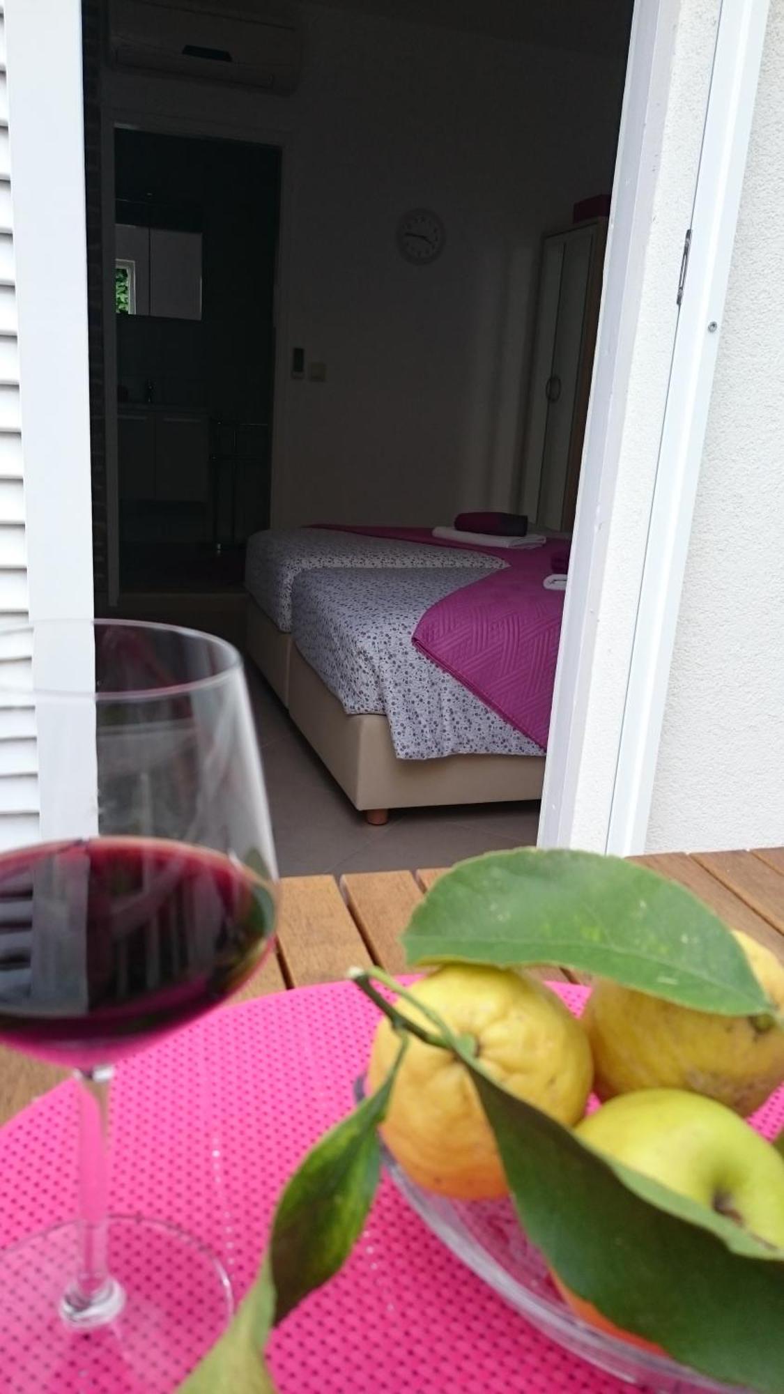 Apartments Mare Hvar Town Room photo