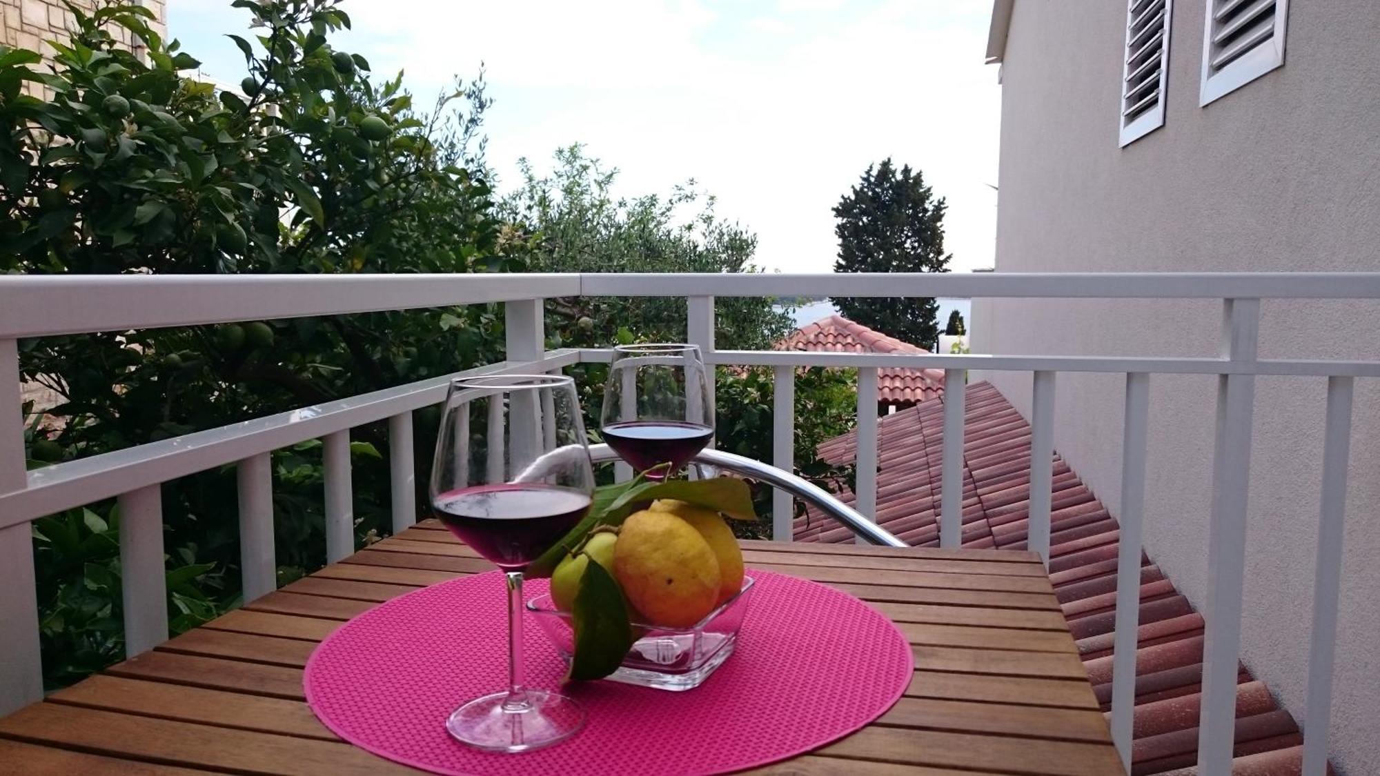 Apartments Mare Hvar Town Room photo