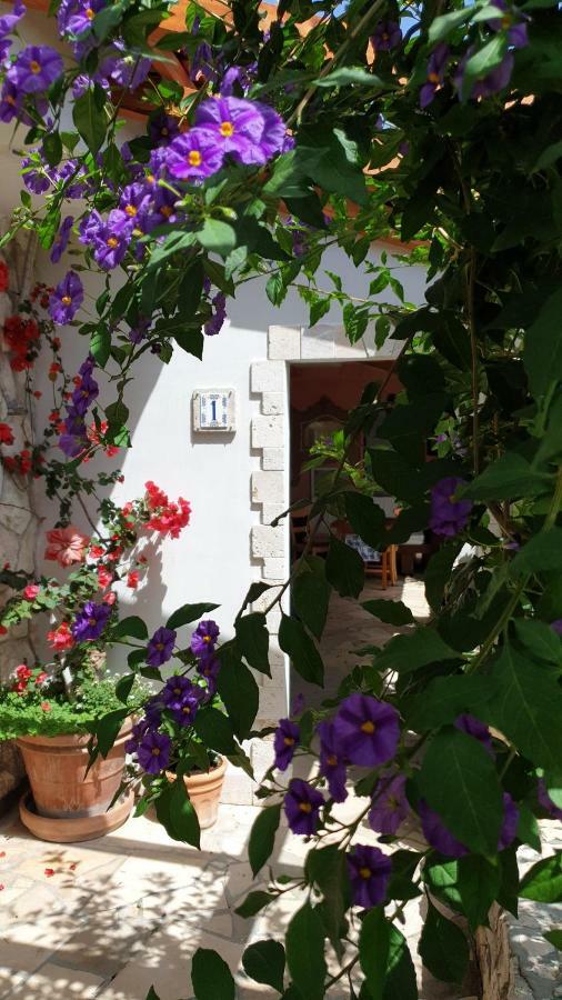 Apartments Mare Hvar Town Exterior photo